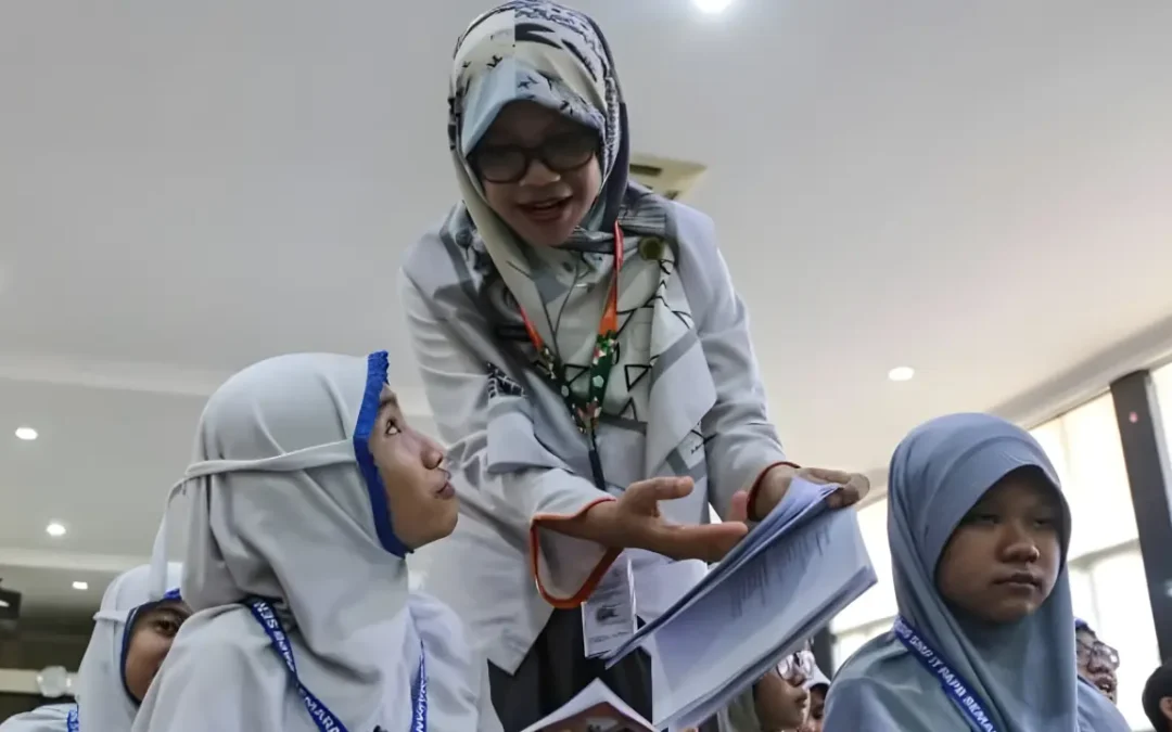 Reformasi Jam Kerja Guru & Isu Ketimpangan Gaji: Antara Legalisasi Tugas Tambahan dan Bom Waktu Sosial