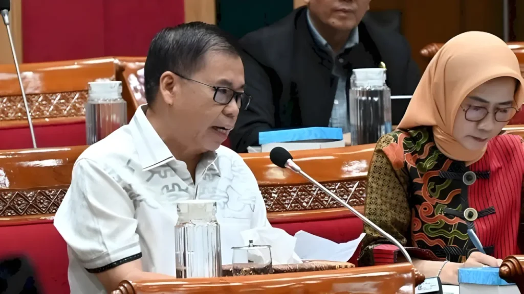 Kritik Anggaran Rp 757 Triliun: DPR Soroti Efisiensi Belanja Pendidikan 1 Kritik Anggaran Rp 757 Triliun: DPR Soroti Efisiensi Belanja Pendidikan