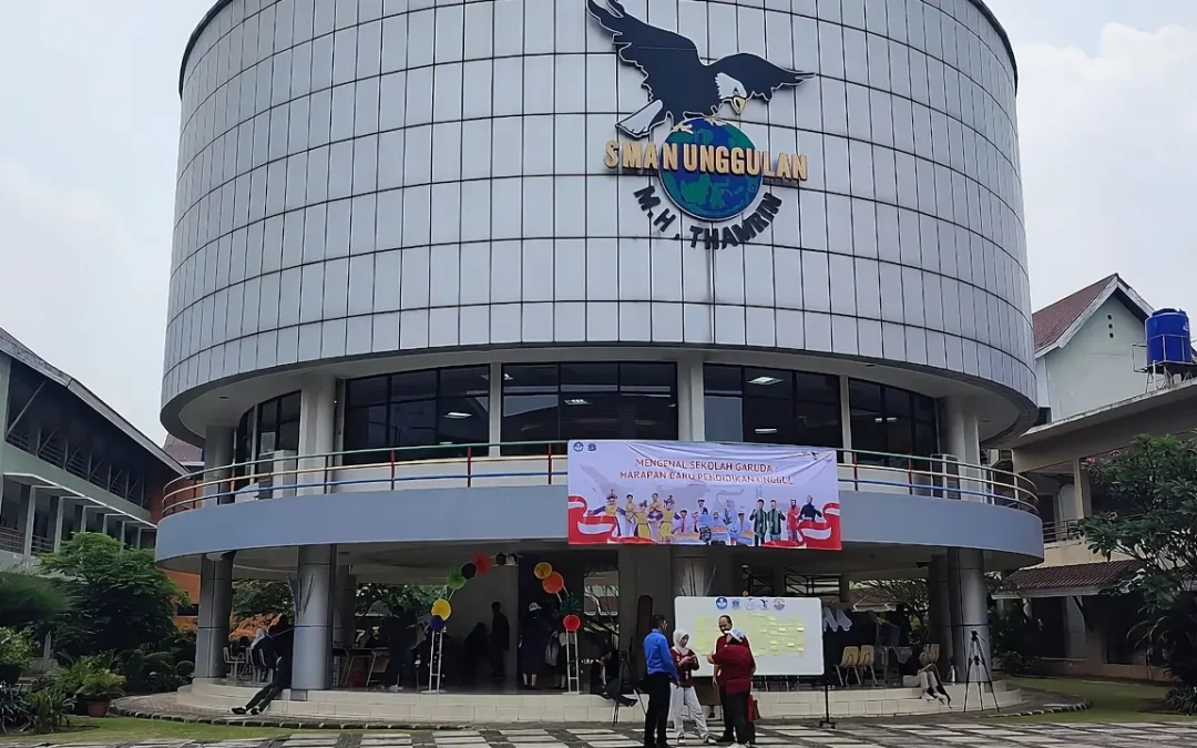 Kesenjangan Struktural Pendidikan Antara Sekolah Garuda dan Mogok Mengajar Guru Honorer NTB