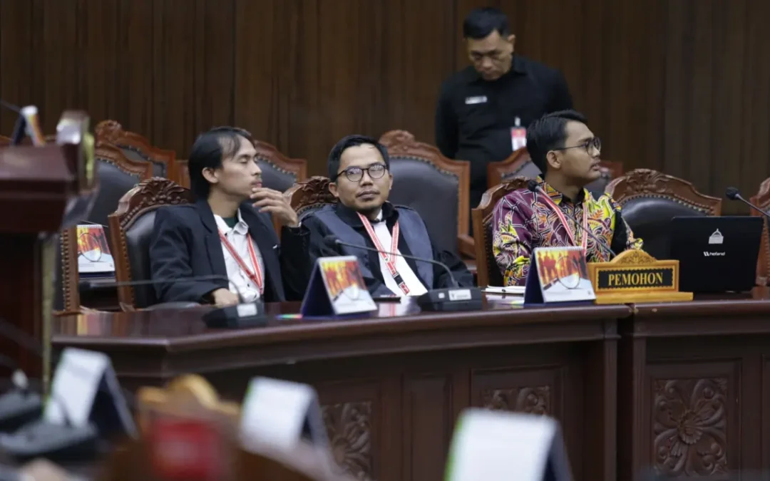 Gugatan Konstitusional Anggaran Pendidikan: Polemik Alokasi MBG Rp268T vs Kemendikdasmen