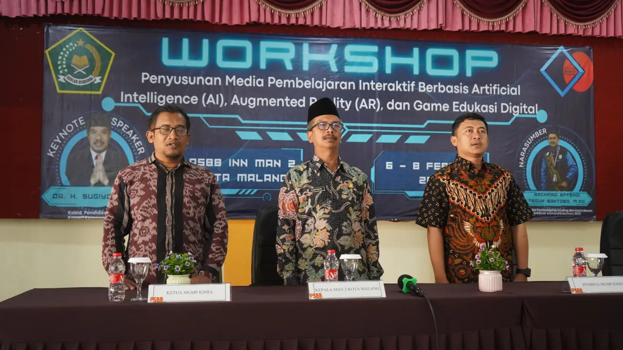 Transformasi Kimia Jatim: Integrasi AI & AR di MAN 2 Malang untuk Visualisasi Molekul