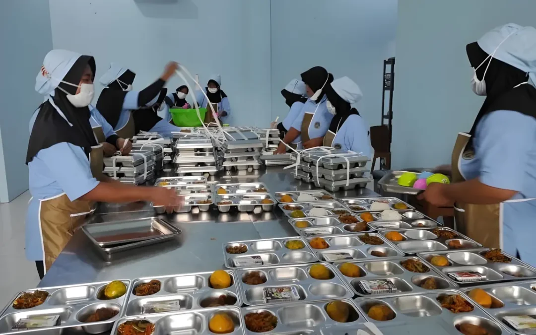 Anggaran Ketat! Makan Bergizi Gratis Dipangkas Jadi 5 Hari, Begini Nasib Sekolah dan Katering Lokal