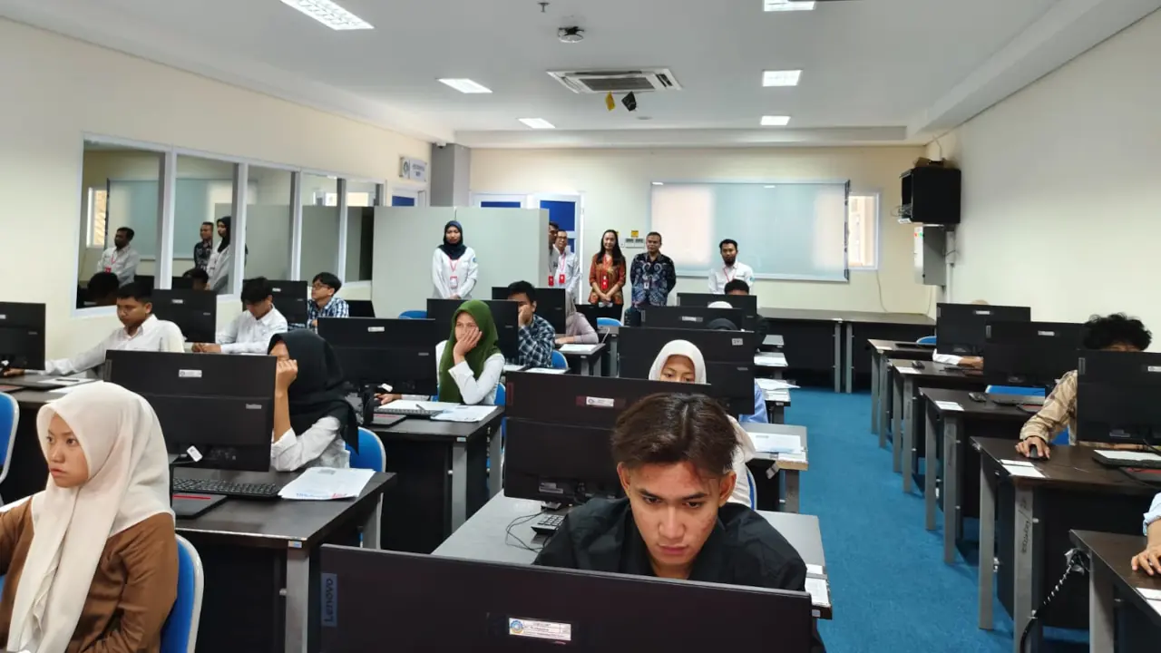 UTBK SNBT 2026 Dimulai, Panitia Berlakukan Sensor Logam dan Aturan Ketat di Ruang Ujian