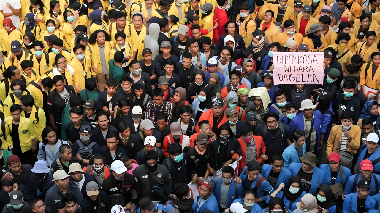Menyoal Aksi 12 Juni 2026: tuntutan mahsiswa Lebih Nyaring Daripada Solusinya