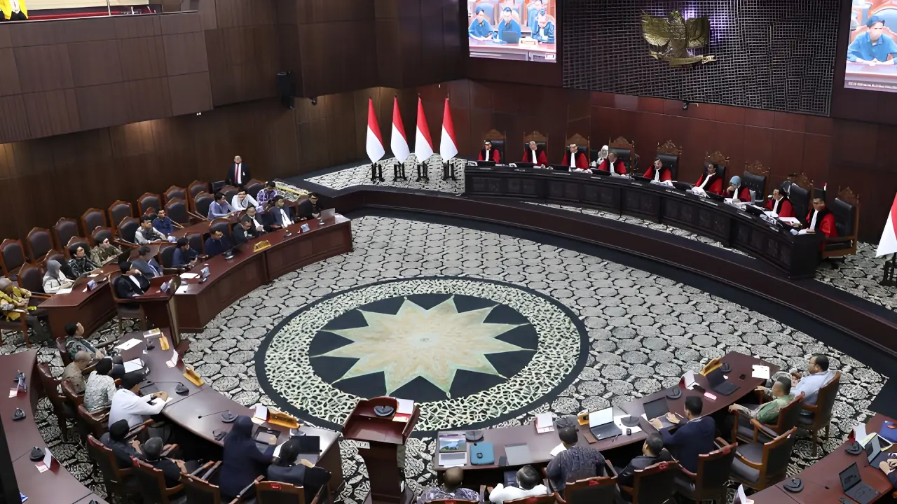 2026061701 Sidang MK gugatan anggaran MBG yang menggunakan dana pendidikan 20 persen pada tanggal 15 Juni 2026