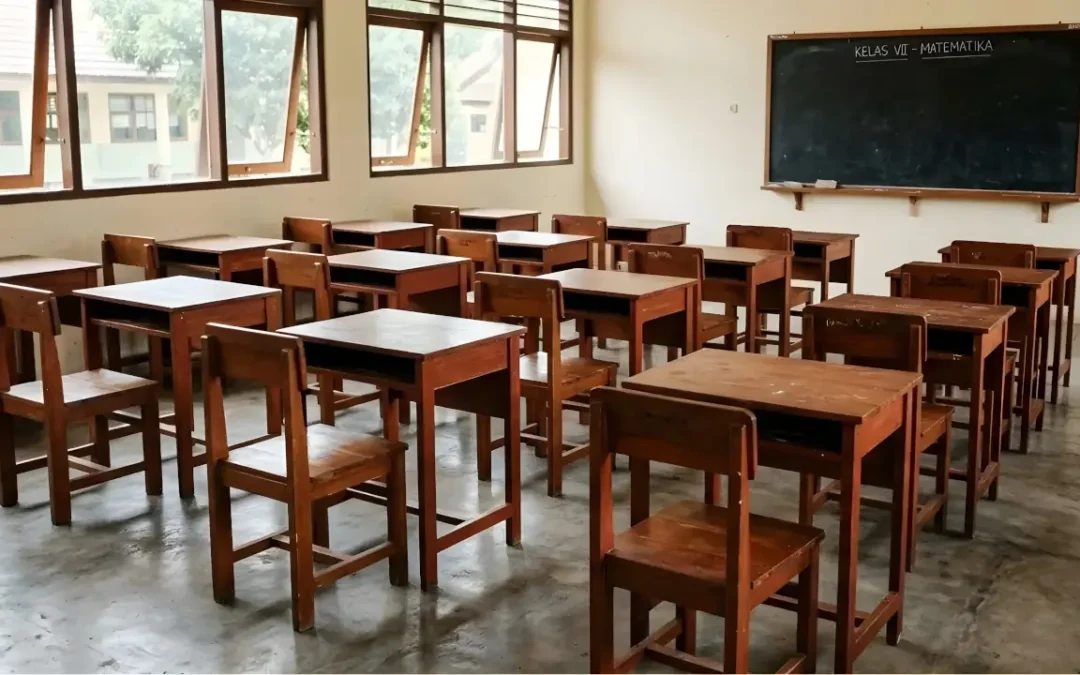 Ketimpangan Sekolah Negeri Indonesia: Krisis SDN vs Overkapasitas SMA